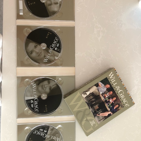 Will & Grace Season One DVD Box Set - Picture 3 of 3